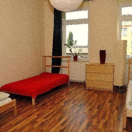 3-Raum-Fewo-Dresden-Zentrum-Balkon-Blick-Auf-Altstadt-L10 Buitenkant foto